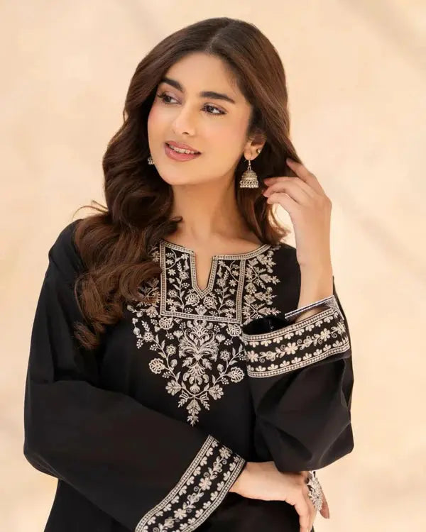 Aks-e-Siyah  2 piece