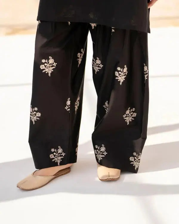 Aks-e-Siyah  2 piece
