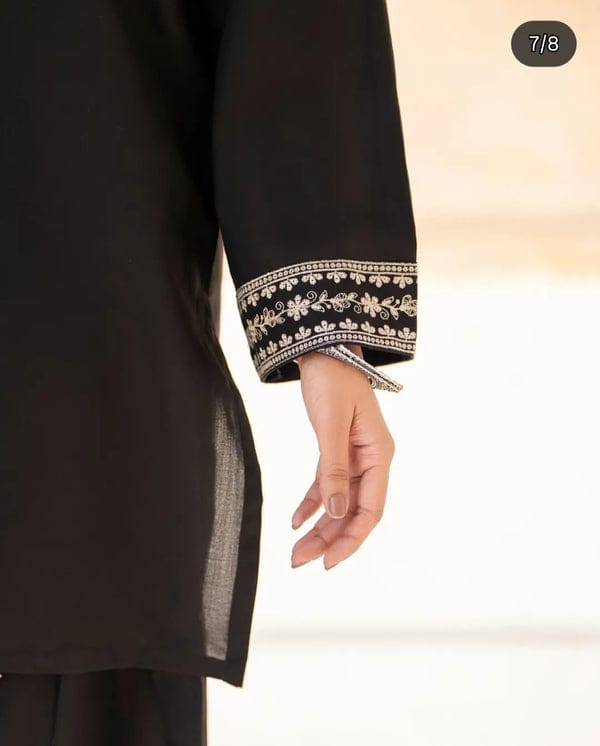 Aks-e-Siyah  2 piece
